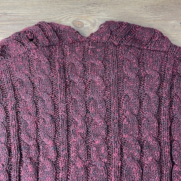 Love By Design Women’s Burgundy Wine Oversized V Neck Cableknit Sweater, size XS - Picture 9 of 9